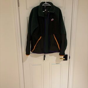 Nike Men's Forest Green and Black Performance Jacket